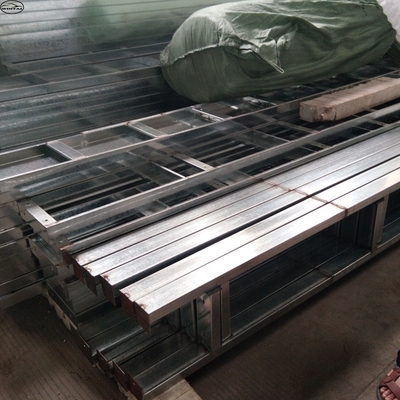 Tamanho externo 7x5.45x3.35m Car Spray Booth Forno de Forno CE aprovado para sala de pintura automática