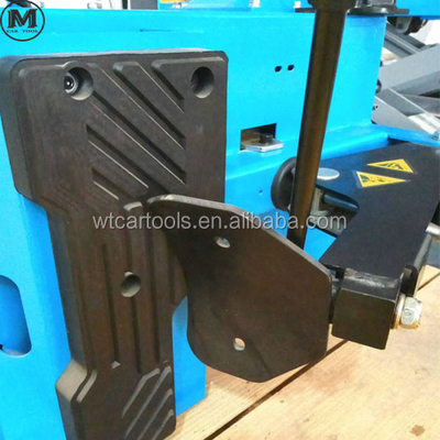 Máquina de Troca de Pneus de Automóvel de Braço de Balanço Manual 12 Bar Pressão e inclinação opcional para trás
