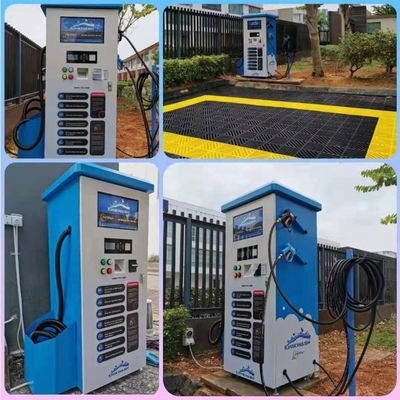 Máquina automática de lavagem de automóveis de autoatendimento de 2500W com tanque de espuma de 40L e pagamento de moedas com cartão