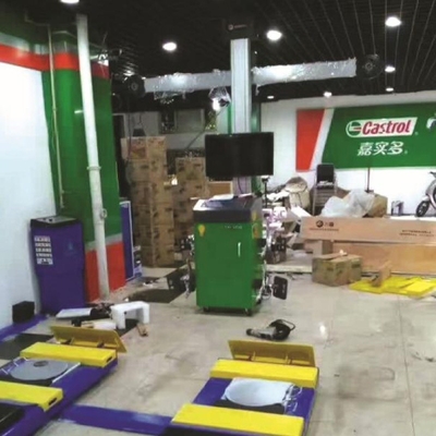 Máquina de alinhamento de pneus 220v 80kg Controle por computador com anti-interferência