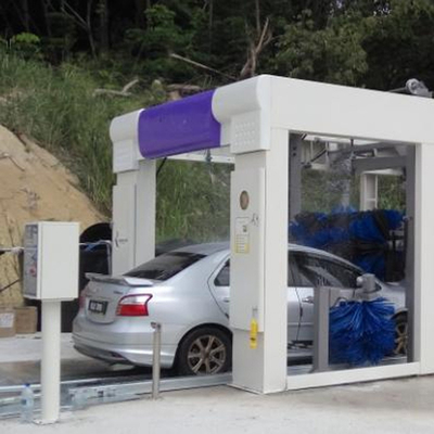 Sete escovas Máquina automática de lavagem de automóveis Máquina de lavagem de automóveis de alta pressão Sistema de controlo PLC Sistemas automatizados de lavagem de automóveis